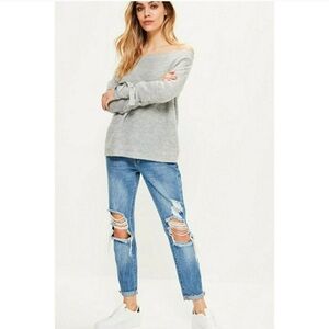 EUC-Off shoulder /Bardot style sweater 💗gorgeous